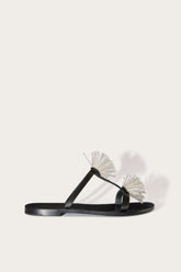 Embroidery Sandals
WOMAN Pucci